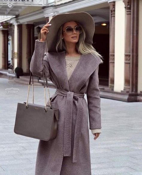 Winter Outfits Ideas, Fall Fashion Coats, Mode Tips, Women Fashion Edgy, Outfits Winter, Outfits With Hats, Winter Outfits Women, Mode Vintage, Classy Women