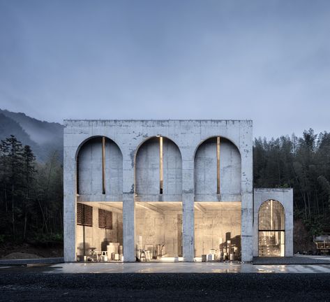 BingDing Wood Kiln Factory Renovation / AZL architects Fasad Design, Concrete Formwork, Architecture Renovation, Brick Arch, Wood Kiln, Concrete Structure, Arched Windows, Zaha Hadid, Facade Architecture