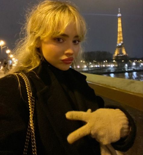 sabrina carpenter Dr Mundo, January 27, Victor Hugo, American Beauty, Fav Celebs, Sabrina Carpenter, Martini, Pretty People, Eiffel Tower