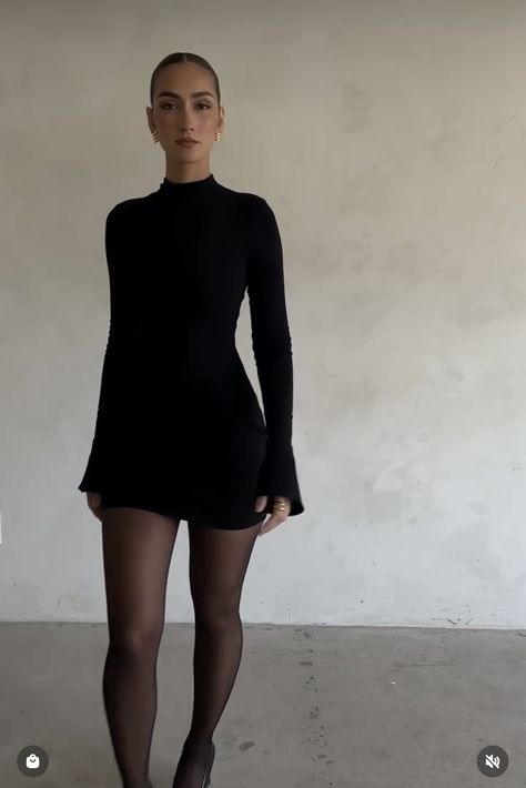 Black Dress Thanksgiving Outfit, Thanksgiving Party Outfits, Black Bodycon Dress Outfit, Body Con Dress Outfit, Black Bodycon Dress, Party Looks, Bodycon Dress, Dress Outfits, Black