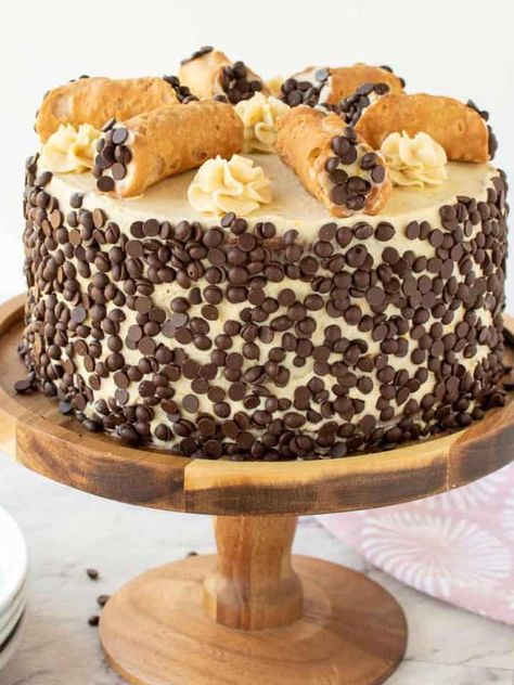 Decadent Cakes Recipes, Cannoli Cake Recipe Italian Desserts, Canoli Cake Recipes, Canola Cake Recipe, Sicilian Wedding Cake, Unique Flavored Cakes, Cake Auction Cakes, Cake Auction Ideas, Unique Cake Recipes