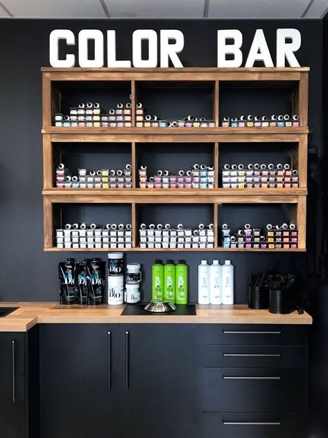 Salon Station Ideas Diy, Color Bar Salon Ideas, Small Salon Suite Ideas, Garden Salon, Salon Color Bar, Rustic Salon, Small Hair Salon, Hair Salon Interior Design, Small Salon