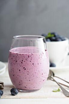 Alkaline Diet Recipe: Summer Berry Smoothie – Alkamind Stomach Fat Exercises, Alkaline Diet For Beginners, Alkaline Smoothie, Alkaline Breakfast, Alkaline Diet Benefits, Green Monster Smoothie, Alkaline Diet Plan, Apricot Smoothie, Alkaline Diet Recipes