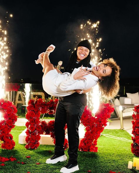 Love is in the air 🥹😍🌹 Such a beautiful proposal! Congratulations @ezeexnatalie x @natalie.odell 💕 #enagagement #proposal #engaged #letsgetmarried Natalie Odell, Girlfriend Goals, Let's Get Married, Love Is In The Air, Black Love, Black