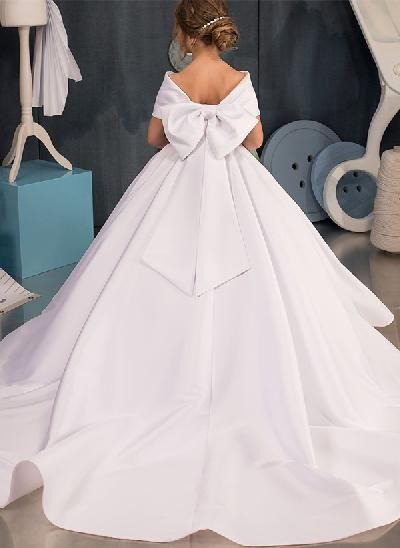 Ball-Gown Off-The-Shoulder Satin Flower Girl Dresses With Bow(s) Girls Birthday Dresses, Satin Flower Girl Dresses, Dresses With Bow, Satin Flower Girl Dress, Ball Gowns Princess, First Communion Dress, First Communion Dresses, White Flower Girl Dresses, Tulle Flower Girl