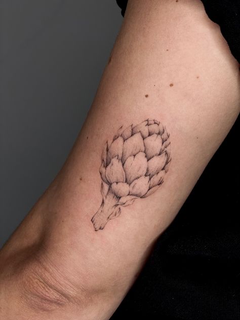 Artichoke tattoo Artichoke Tattoo, Artichoke, Flower Tattoo, Tatting, Fruit, Tattoos, Pins