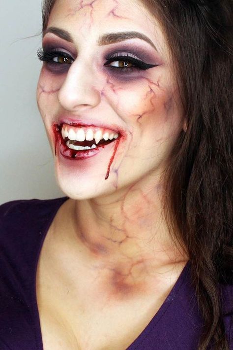 Fun and Scary Vampire Makeup Looks picture 1 Carnaval Make-up, Vampire Makeup Halloween, Scary Vampire, Halloweenský Makeup, Halloween Make-up Looks, Horror Make-up, Vampire Makeup, Creepy Halloween Makeup, Cool Halloween Makeup