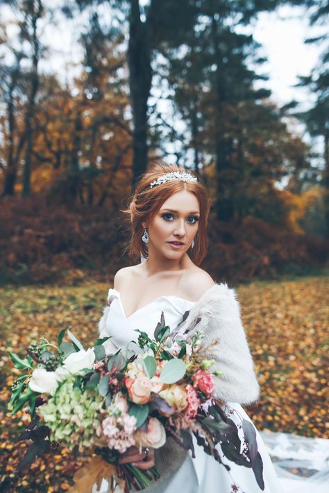 Redhead ginger bride: autumn woodland theme Ginger Wedding Hair, Ginger Bride, Red Hair Brides, Ginger Wedding, Wolf Wedding, Redhead Bride, Autumn Bridal, Ginger Dress, Red Wedding Dresses