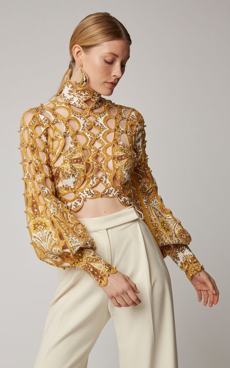 Zimmermann Zippy Golden Scallop Beaded Linen Top Golden Outfit Aesthetic, Scallop Fashion, Golden Clothes, Golden Outfit, Puff Sleeve Crop Top, Mode Casual, Gold Top, Crop Top Blouse, Mode Inspo