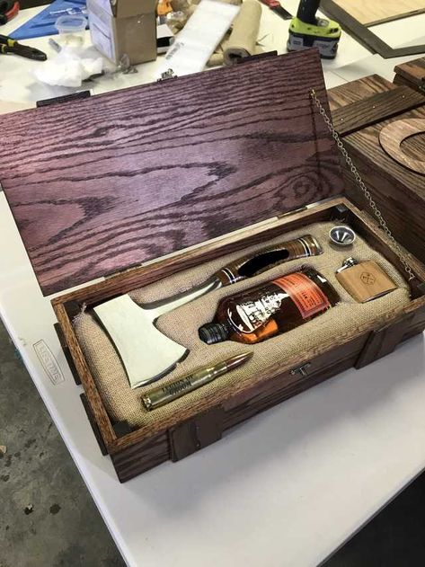 Groomsmen Boxes, Red Oak Stain, Groomsmen Invitation, Nordic Wedding, Best Groomsmen Gifts, Groomsmen Gifts Unique, Gifts Boxes, Groomsmen Gift Set, Groomsmen Gift Box