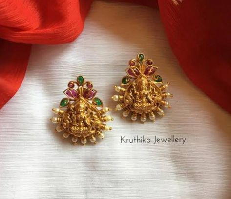 Lakshmi Studs Gold, Laxmi Earrings Gold, Laxmi Kammalu, Laxmi Devi Earrings Gold, Kammalu Designs Gold, Necklace Set Indian Bridal Jewelry, Gold Earrings Indian, Simple Gold Earrings, Gold Jewels Design