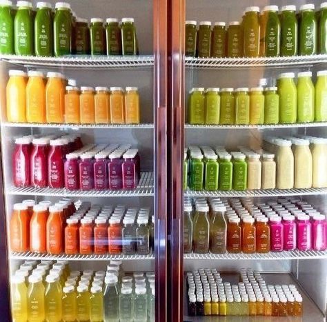 𝓛. on Twitter: "self care is a priority 🍵🧖🏼‍♀️… " Healthy Fridge, Juice Bar Design, Juice Packaging, Smoothie Bar, Drink Bar, Fruit Shop, Fridge Organization, Pantry Design, Juice Bar