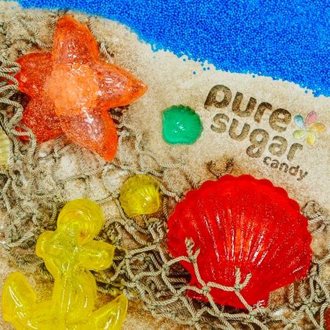 It's always #summer when the #beach is made of #brownsugar, the #ocean #nonpareils and the #shells are candy! @cgchu88 #hardcandy #candystore #nautical #starfish #seasons #edibleart #handpoured #greatgift Emoji Pinata, Flavored Lemonade, Star Pinata, Unicorn Pinata, Candle Party Favors, Types Of Candy, Clam Shells, Party Favors For Adults, Candy Gift Box