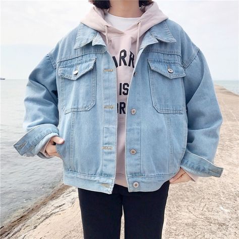 Jean Jacket Over Hoodie, Hoddies Outfits, Womens Denim Jacket, Leaf Craft, Jean Jacket For Girls, Denim Jacket Winter, Jean Jacket Outfits, Jackets Denim, Long Sleeve Denim Jacket