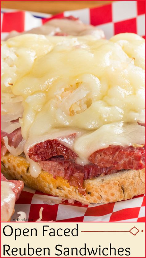 Ever find yourself wondering how to make a Reuben sandwich with some style? Some of the biggest and best delis serve their Reubens open-faced, just like in this recipe that we got from a deli in Central New York. We loved these Open Faced Reuben Sandwiches  and we had to pass along the recipe for you to enjoy! There's something about this sandwich that just makes your mouth water. Open Face Reuben Sandwich, Open Faced Reuben Sandwiches, Corn Beef Reuben Sandwich, Open Faced Sandwich Recipes, Corned Beef Reuben, Reuben Recipe, Reuben Sandwich Recipe, Superbowl Recipes, Reuben Sandwiches