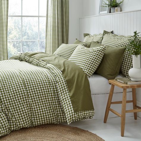 Dunelm Portloe Woven Gingham Duvet Cover & Pillowcase Set in Cotton - Green Gingham Duvet Cover, Gingham Set, Voile Panels, Green Duvet, Green Duvet Covers, Tartan Design, Redecorate Bedroom, Woven Design, Main Bedroom