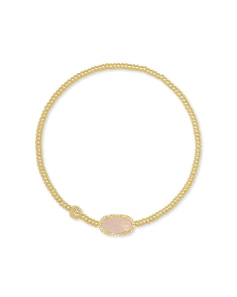 An easy addition to your everyday stack, we love the Grayson Gold Stretch Bracelet in Rose Quartz for its iconic stone shape and just a touch of sparkle - and know you will too. The best part? It's designed to fit any wrist. Softie Jewelry, Barbecue Sides, Gold Stretch Bracelet, Kendra Scott Bracelet, Hermes Bracelet, Preppy Jewelry, Dream List, Rose Gold Quartz, Pretty Jewelry