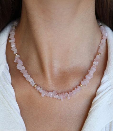 ✴ Genuine Rose Quartz chips ✴ 14k gold-filled beads ✴ 14k gold-filled clasp ✴ Hypoallergenic ✴ Non-tarnish ✴ Necklace length: 42cm (16.5'') ✴ Ultra strong and flexible wire ✴ Handmade - Rose Quartz is opening the heart and attracts love. It helps with overcoming heartbreak and learning to trust. - All necklaces are handmade and made of natural stones, so that every single item is unique. - Each jewelry item comes in a high-quality microfiber pouch. Gemstones, Hardware and Pearls are carefully se Handmade Rose, Learning To Trust, Rose Quartz Necklace, Quartz Rose, Quartz Necklace, Necklace Length, Rose Quartz, Charm Necklace, Natural Stones