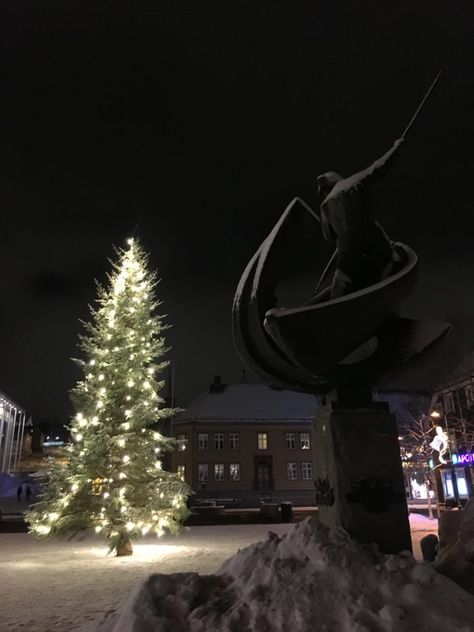 Christmas in Tromso Tromso Christmas, Glassblowing Studio, Polar Night, Christmas Beer, Christmas Concert, Christmas Menu, Tromso, Old Fashioned Christmas, Christmas Travel