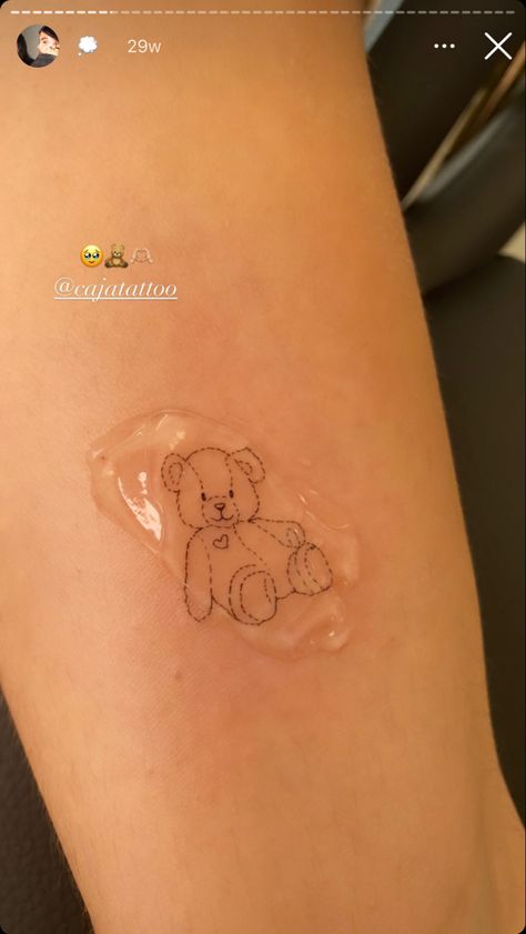 Kawaii Bunny Tattoo, Handle With Care Tattoo, Stuffed Animal Tattoo, Trippy Tattoo Ideas, Trippy Tattoo, Optical Illusion Tattoos, Illusion Tattoos, Small Girly Tattoos, Bear Tattoos