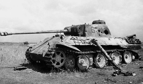 Was the Panther Really the Best Tank of WW2? Damaged Tanks, M4 Sherman, Tank Armor, Panther Tank, Soviet Tank, Army Infantry, Sherman Tank, Russian Tanks, Tank Destroyer