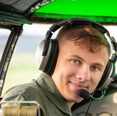 Images By Marie Moore on Instagram: "Aidan ~ Class of 2024 #seniorinspire #seniorguy #seniorpiolt #pilotlife #pilotlifestyle #airplanephotos #senioryearmagazine #senior2024 #northvillephotographer #inspiringteensmagazine #thetwelfthyear #teenpilot #willowrunairport #vintageaircraft" Senior Guys, Air Plane, Class Of 2024, Vintage Aircraft, Senior Year, Senior Pictures, Photography Ideas, Photography Inspiration, Photographer