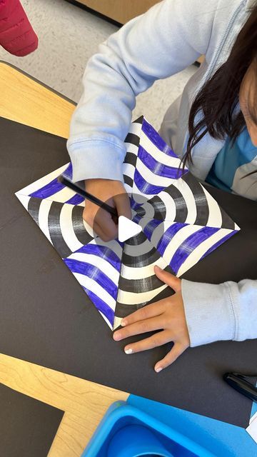 Linda DeMello on Instagram: "4th graders finishing up their Optical Illusions 🙌🏼 🙌🏼🙌🏼   #elementaryart #4thgradeart #opticalillusion #artteachersofig #artteachersofinstagram #artmatters #primaryart #arteducation #iteachart #proudartteacher #teachersfollowteachers" Art Lessons For Elementary, Op Art Lessons, Optical Illusions Pictures, Optical Illusion Art, Lines And Patterns, Illusion Pictures, Patterns Art, 4th Grade Art, Art Matters