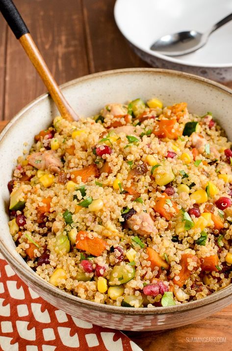 Butternut Squash Chicken, Low Calorie Salad, Chicken Quinoa Salad, Chicken And Butternut Squash, Chicken Quinoa, Couscous Recipes, Yummy Pasta Recipes, Roasted Butternut, Roasted Butternut Squash