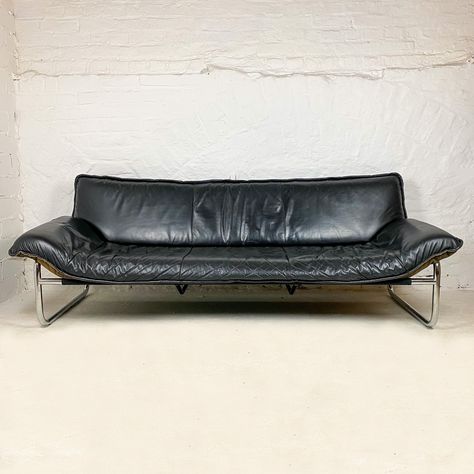 Space Age Chair, Space Age Sofa, Gym Reception, Space Age Interior, Vintage Leather Sofa, Steel Sofa, Italian Leather Sofa, Art Deco Sofa, Black Leather Sofas