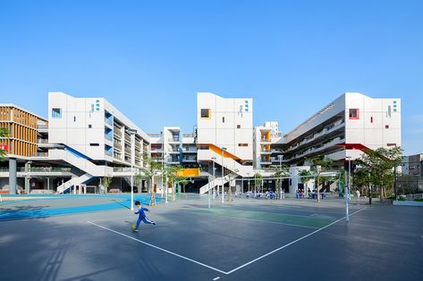 Shenzhen Haixi Primary School / AUBE CONCEPTION Highschool Design, School Building Design, Campus Design, Building Layout, School Interior, Architecture Concept Diagram, Outdoor Stairs, School Building, Education Architecture