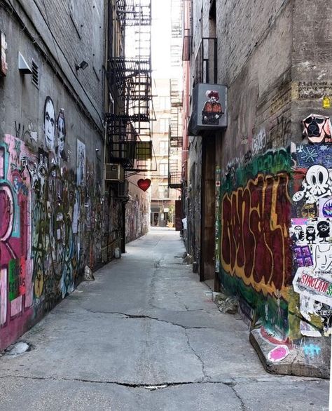 Street Alley, Landscape Study, Real Background, Street Background, New York Buildings, Urban Village, Photoshop Ideas, New York Graffiti, Graffiti Photography