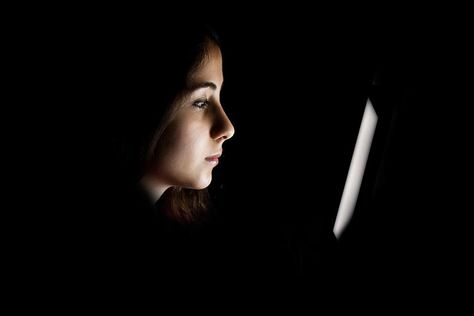 Reading on the light-emitting screen suppressed the sleep hormone melatonin, researchers said. Phone Light On Face, Computer Light On Face, Person On Phone, Phone Lighting, Computer Screen, Best Love Songs, Ghost In The Machine, Best Computer, Face Light