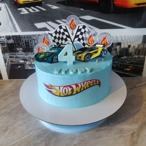 Hot Wheels Cake Ideas, Cake Ideas Simple, Hot Wheels Themed Birthday Party, Wheels Cake, Decor Tort, Hot Wheels Cake, Paw Patrol Cake, Simple Cake Designs, Simple Cake