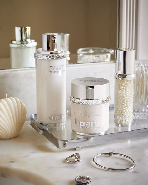 La Prairie Makeup, Luxury Skincare Aesthetic, Rich Skincare, Lush Skincare, Bathroom Skincare, Bridal Skin Care Routine, La Prairie Skincare, Luxe Skincare, Skincare Time