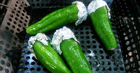 Giant Marconi Peppers Recipes, Marconi Peppers Recipes, Marconi Peppers, Pepper Dishes, Cubanelle Pepper, Crockpot Stuffed Peppers, Yummy Bites, Pepper Recipes, Chef Dinner