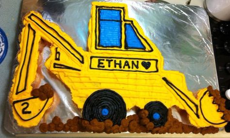 Backhoe cupcakes #constructioncake #cupcakecake #backhoecake #constructionvehiclecake #cakesbylindsay #boybirthday Backhoe Birthday Cake, Dump Truck Pull Apart Cupcakes, Excavator Cupcake Cake, Construction Cupcake Cake, Backhoe Cake, Excavator Cake, Construction Cupcakes, Truck Cupcakes, Construction Birthday Cake