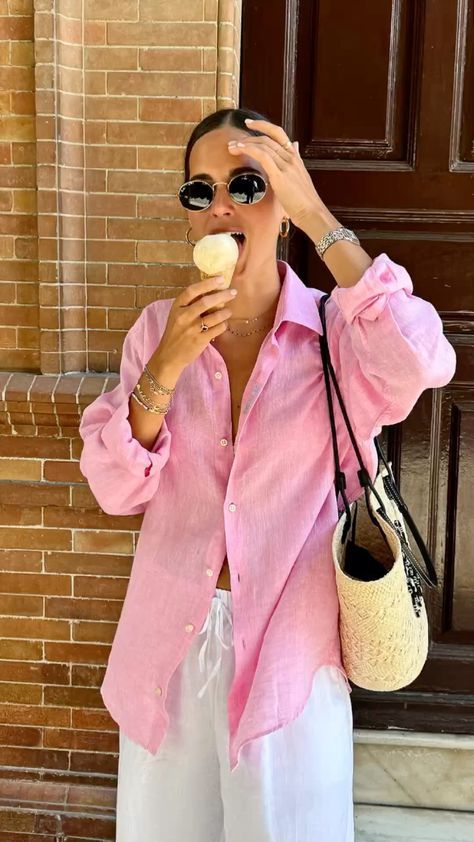 Trendy Spring Outfits 2024, 2025 Summer Trends, Outfit Camisa Rosa, Pink Shirt Aesthetic, Trendy Outfit Inspo, Summer Work Outfits, Fashion Mistakes, Looks Chic, Summer Fashion Outfits