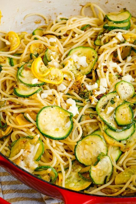 Summer Zucchini Squash Carbonara is light and simple but has tons of flavor from caramelized zucchini and squash making it perfectly delicious. Zucchini Carbonara Recipe, Grilled Zucchini Carbonara, Zucchini Squash Pasta Recipes, Zucchini And Yellow Squash Recipes Pasta, Zucchini And Squash Pasta, Pasta With Yellow Squash, Caramelized Zucchini, 3 Ingredients Recipes, Squash Carbonara