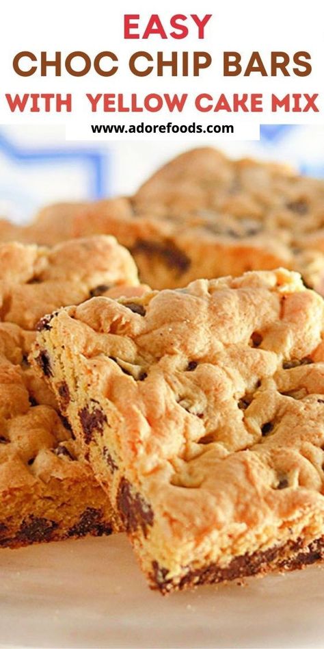 Craving sweets but low on time? Look no further! These easy sheet pan chocolate chip cookie bars are just the ticket! They're made with a yellow cake mix, packed with mouthwatering chocolate chips, and they're baked to perfection in a 9x13 pan! You won't believe how effortless they are to make, and you'll love the results. #CakeMixCookieBars #EasyBakeTreats #CakeMixCreations #BakingWithCakeMix  #ChocolateCookieBars #9x13PanTreats Lazy Cookie Bars, Easy Chocolate Chip Cookie Bars, Yellow Cake Mix Cookies, Cake Mix Chocolate Chip Cookies, Easy Chocolate Chip Cookie, Strawberry Chocolate Chip Cookies, Cake Mix Bars, Cake Mix Cookie, Easy Homemade Desserts