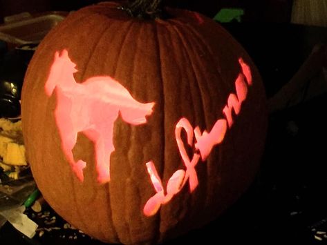 Artistic Pumpkin Carving Ideas, Deftones Pumpkin Carving, Deftones Pumpkin, Mcr Pumpkin Carving, Slipknot Pumpkin Carving, Ghost Band Pumpkin Carving, Smashing Pumpkins Pumpkin Carving, Halloween Pumpkins Carvings Designs, Pumpkin Guts