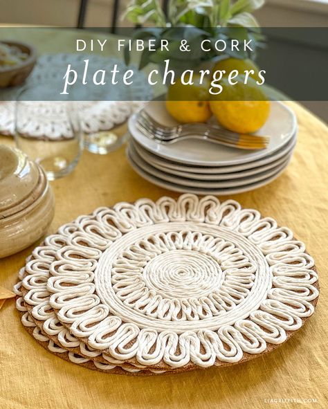 Video Tutorial: DIY Charger Plates - Lia Griffith Diy Underplate Ideas, Champagne Charger Plates, Diy Chargers Plates Ideas Wedding, Diy Wedding Chargers, Diy Plate Chargers Ideas, Diy Boho Placemats, Boho Charger Plates, Diy Jute Placemats, Plate Chargers Ideas