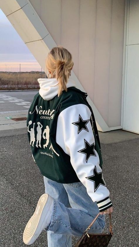 7c4ede33a62160a19586f6e26eaefacfdesc54900133ri Jacket Outfit, Baseball Jacket, Baseball, Green, Instagram