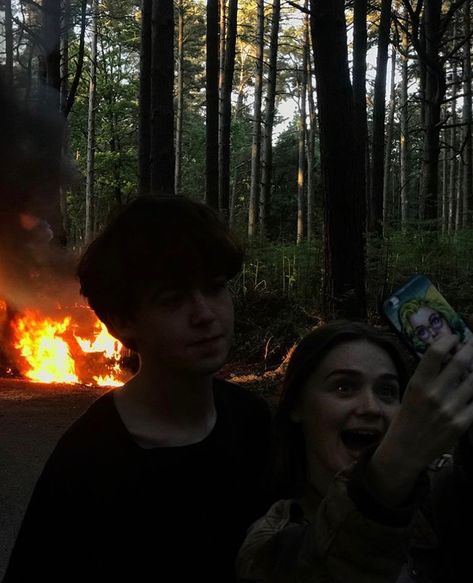 the end of the f***ing world season 2 alex lawther jessica barden James And Alyssa, Ing Words, Tipografi 3d, Arte Indie, World Icon, I Love Cinema, Not Love, Best Series, Film Aesthetic