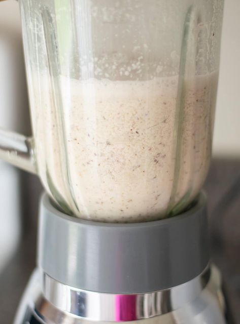 Sesame Seed Smoothie, Sesame Milk Recipes, Coconut Lemonade, Benefits Of Sesame Seeds, Sesame Milk, Breastfeeding Cookies, Condensed Coconut Milk, Milk Benefits, Coffee Creamer Recipe