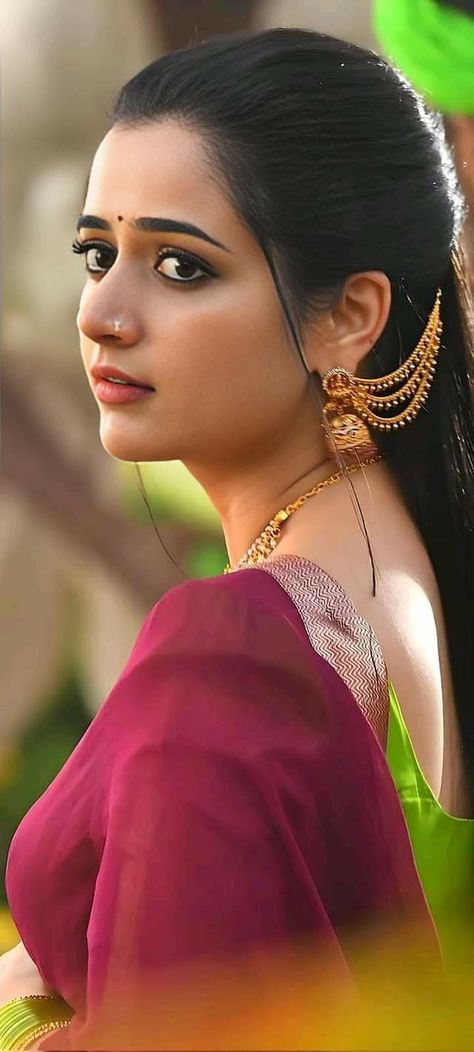 Ashika Ranganath, Bollywood Glamour, Actress Hairstyles, Glamour Beauty, Red Saree, Curvy Girl Fashion, Beautiful Smile Women, Saree, Thing 1