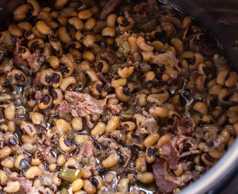 How To Cook Frozen Black Eyed Peas In Instant Pot - Recipes.net Frozen Black Eyed Peas Recipe, Frozen Black Eyed Peas, Black Eyed Peas With Ham, Black Eyed Peas Recipe Crock Pot, Blackeyed Pea Recipes, Blackeyed Peas, Black Eyed Peas Recipe, Peas Recipe, How To Cook Beans