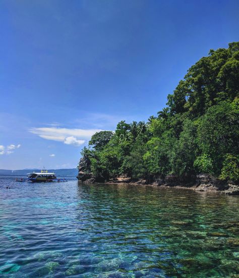 Angel Cove Reef - Samal Island Davao Philippines Samal Island Davao Beaches, Samal Island Davao, Davao Philippines, Landscape Pics, Travel Philippines, Hotel Secrets, Beach Walking, Adventure Landscape, Dream Summer