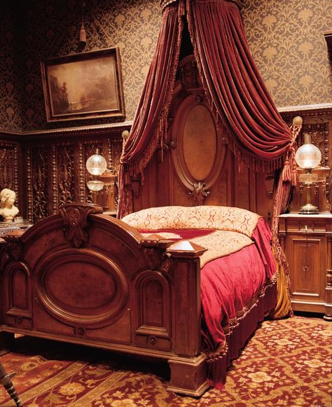 Haunted Mansion Movie, Manor Bedroom, Victorian Ballroom, Gryffindor Common Room, Mansion Bedroom, Terence Stamp, Gryffindor Aesthetic, Film Trailer, Secret Passageways