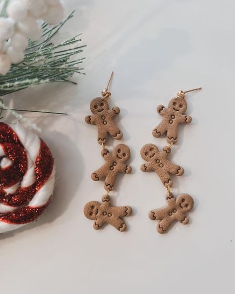 Polymer Clay Earring Christmas, Christmas Polymer Clay Charms, Christmas Polymer Clay Earrings Ideas, Clay Earring Christmas, New Year’s Eve Clay Earrings, Christmas Polymer Clay Earings, Gingerbread Earrings, Gingerbread Polymer Clay Earrings, Gingerbread Clay Earrings