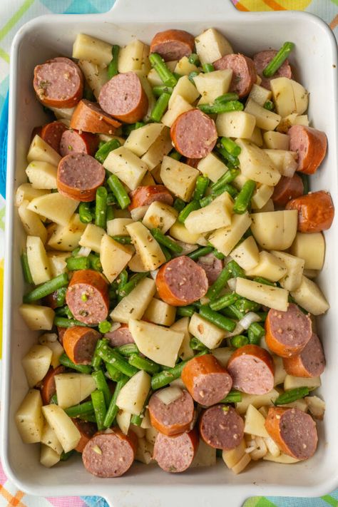 Potato And Green Bean Casserole, Easy Kielbasa Recipes, Kielbasa Sausage Recipes, Oven Green Beans, Potato And Green Bean, Sausage And Vegetables, Sausage And Potato Bake, Sausage Potato Casserole, Kielbasa And Potatoes